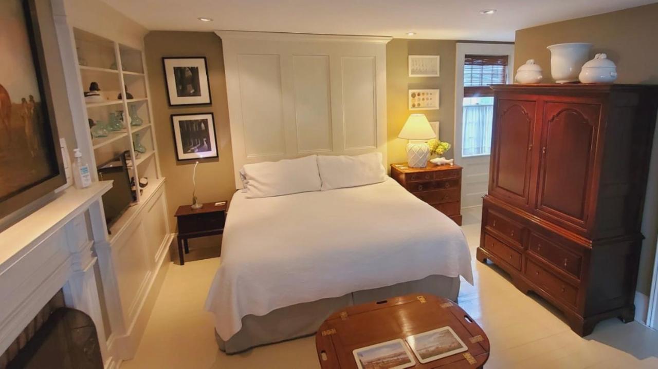 Dot'S Landing Garden Room 나이아가라온더레이크 외부 사진